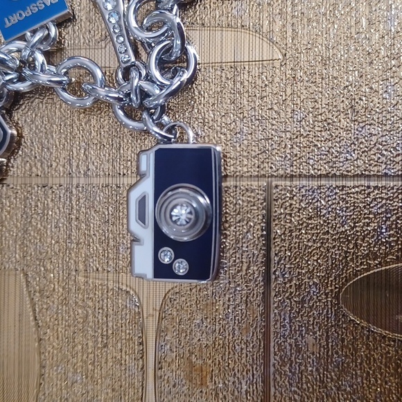 Coach Keychain - Picture 4 of 9